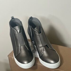 BLACK FRIYAY! Women's MIA gun metal colorleather High-Top Sneakers. NWB